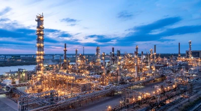 Penapisan Petroleum dan Industri Kimia